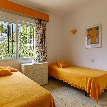 Villa Campomanus *